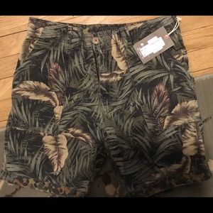 Billabong graphic cargo shorts